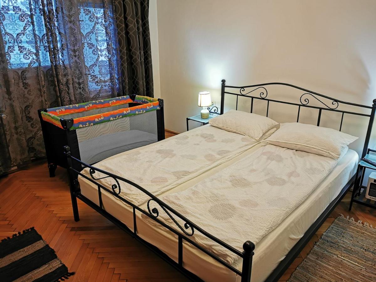 Apartament Hunter Appartement Cluj-Napoca Buitenkant foto